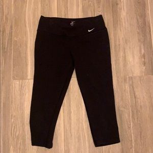 Nike capri leggings